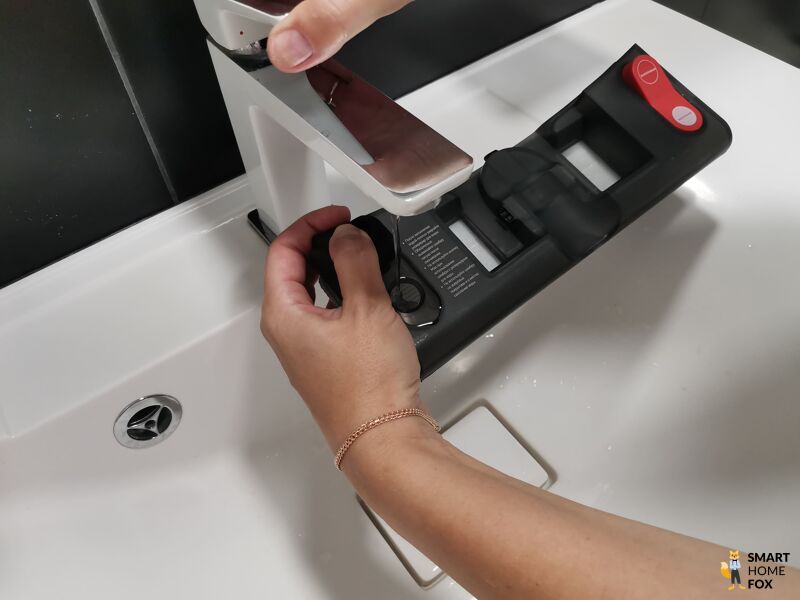 Наполнение контейнера для воды Deerma T20W